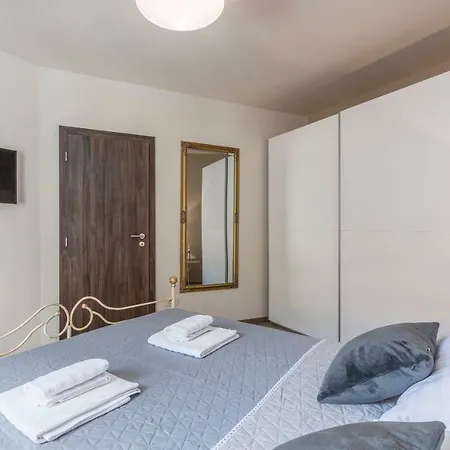 Apartment Center Exclusive Porec